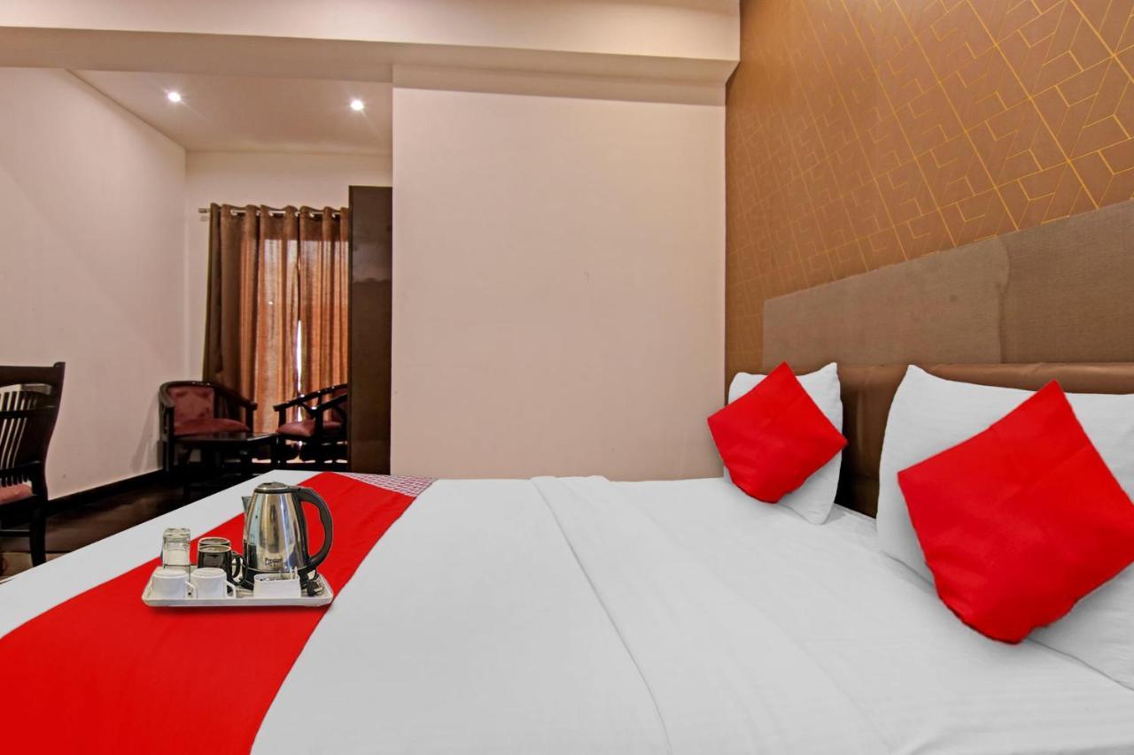 Hotel 19 West New Delhi Buitenkant foto